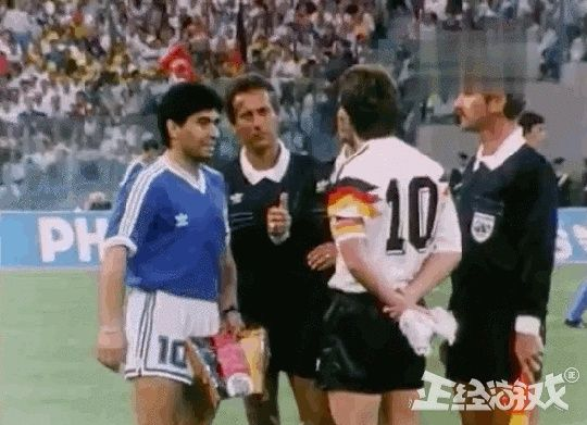 98 世界杯 阿根廷 任意球 gif 98年世界杯阿根廷球衣-第3张图片-www.211178.com_果博福布斯